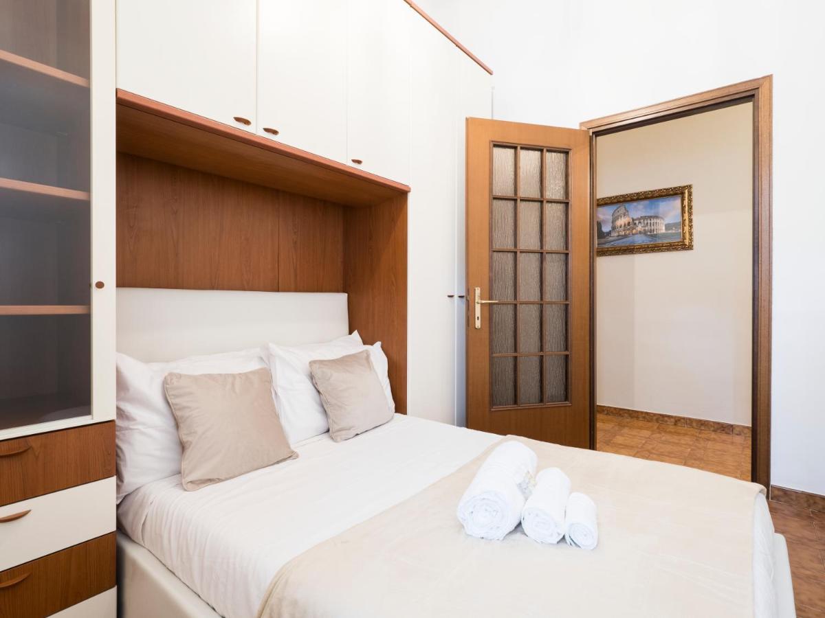 {2 Steps From The Colosseum} Free Wi-fi & Netflix Apartment